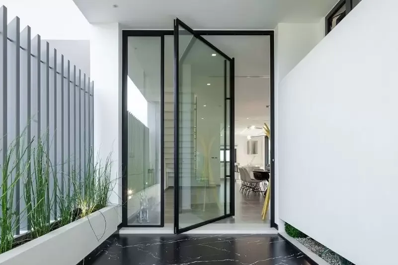 Pivot Doors Dubai