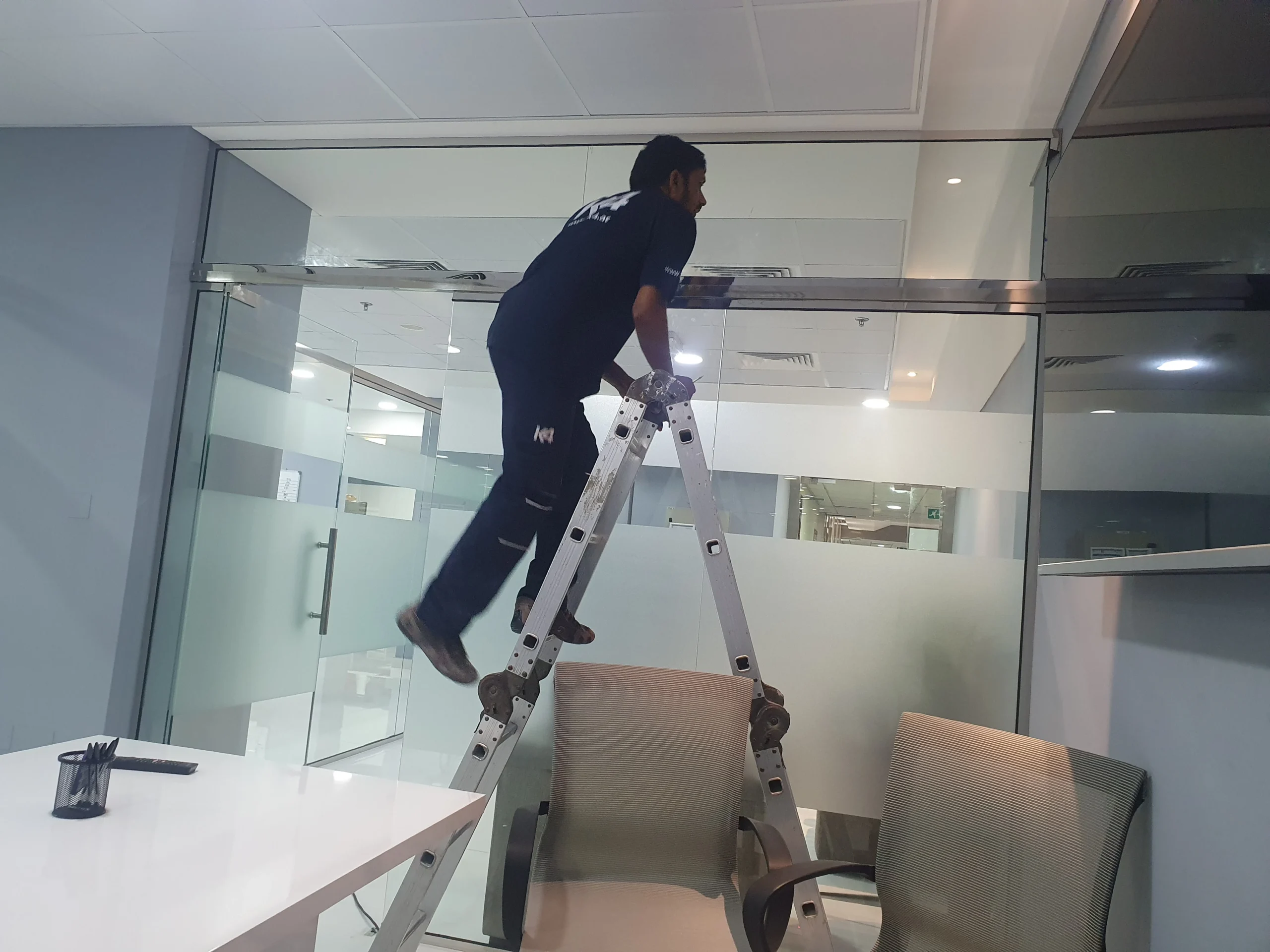Multi-Panel Slim Sliding Doors