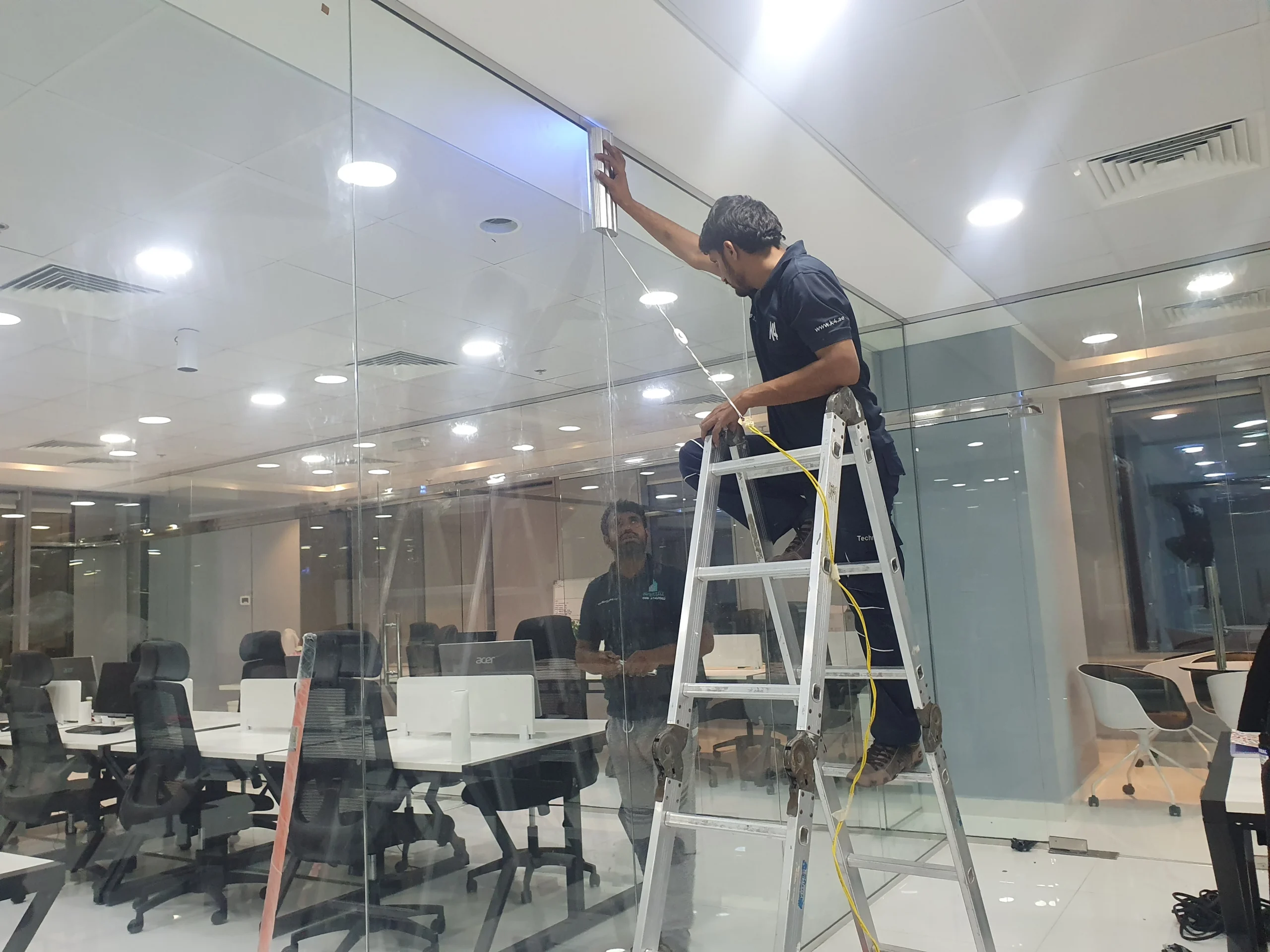 Control Tower 1203 - Glass Partition Control Tower